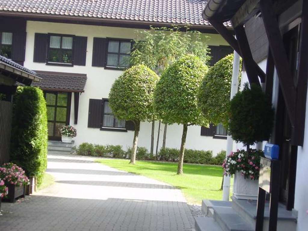 Die ideale Zweit- oder Ferienwohnung, im gepfl. Anwesen in bester Wohnlage! Voll ausgestattet!