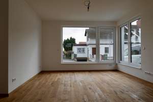 Großzügige Doppelhaushälfte im Herzen von Sulzbach mit 193 m², 5 Zimmer. – Die vollständige Adresse der Immobilie erhältst du vom Anbieter., 65843 Sulzbach (Taunus) – Vorschaubild 7