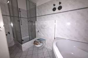 Stilvolles Wohnen im Herzen von Stadtfeld Ost – Großzügige 4-Zimmer-Wohnung mit Lift & Balkon – Alexander Puschkin Straße 18, 39108 Stadtfeld Ost, Magdeburg – Vorschaubild 17
