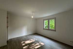 Großzügig geschnittene 3-Zi.-Wohnung mit Balkon! – Käthe-Kollwitz-Str. 30 a, 51377 Leverkusen – Vorschaubild 6