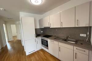 Wohnen mit Stil & Freiraum: Moderne 3-Zimmer-Wohnung mit großem Balkon in den Glasbläserhöfen