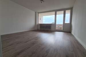 Gepflegte 3-Zimmer-Wohnung mit Balkon und EBK in München