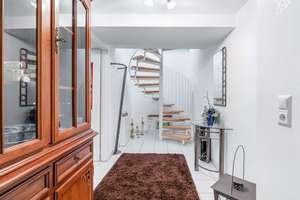AUSZEIT FÜR DIE FAMILIE 🌸 Helle Erdegeschosswohnung mit Terrasse und Garten im Herzen Frankfurts! – 60433 Frankfurter Berg, Frankfurt am Main – Vorschaubild 3