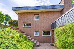 Zeitloser Bungalow auf idyllischem Grundstück mit Doppelgarage – Die vollständige Adresse der Immobilie erhältst du vom Anbieter., 51381 Lützenkirchen, Leverkusen – Vorschaubild 6