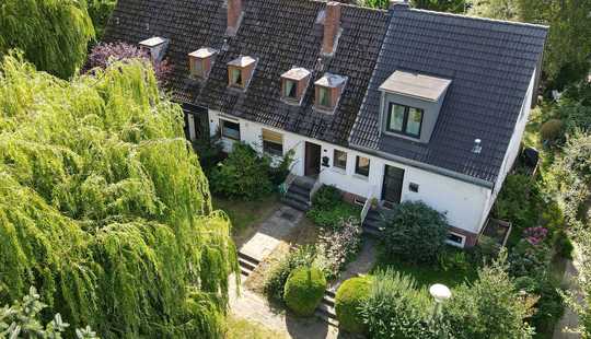 Bild von Iserbrook: Modernisierungsbedürftiges Reihenmittelhaus in sehr schöner Mikrolage