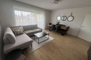 3-Zimmer-Wohnung mit Balkon, KFZ-Stellplatz und Einbauküche in Augsburg-Oberhausen/Bärenwirt