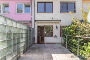 Sanierungsbedürftiges Reihenmittelhaus im Frankfurter Gallus-Viertel – 60326 Gallus, Frankfurt am Main – Vorschaubild 9