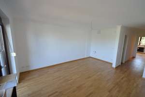 Sanierte helle 2-Zi. Wohnung mit Balkon im Westen von Regensburg – Die vollständige Adresse der Immobilie erhältst du vom Anbieter., 93049 Westenviertel, Regensburg – Vorschaubild 4