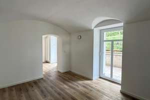 Frisch sanierte 2-Raumwohnung mit großer Terrasse und Möglichkeit auf EBK wartet auf Sie! – Pennricher Str. 42, 1157 Cotta (Stadtteil), Dresden – Vorschaubild 4