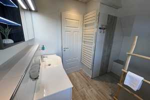 Moderne, zentrale Doppelhaushälfte unter Reet mit ca. 101 m² Wohnfläche auf Eigenland zu verkaufen – Dithmarschen (Kreis) – Vorschaubild 8