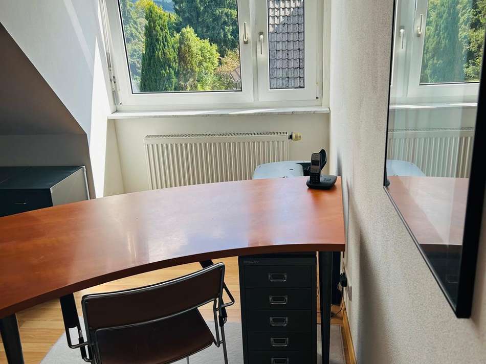Zimmer / Büro