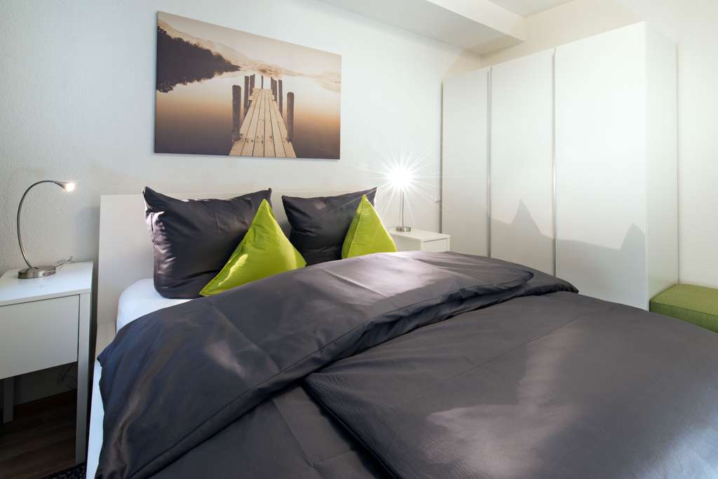 Hochwertige 2 Zimmerwohnung mit Außenterrasse und Weitblick ins Grüne