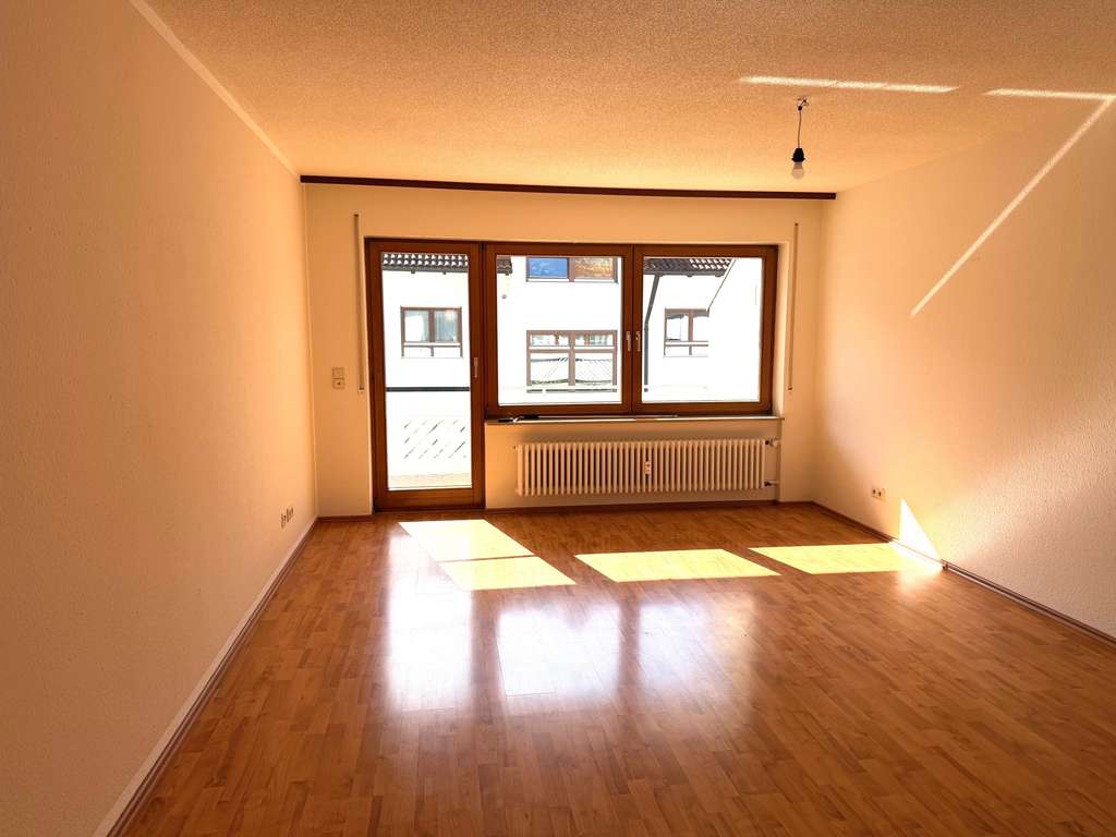 Immobilie in Endingen - Ihr neues Zuhause: Lichtdurchflutete 3-Zimmer-Wohnung in Endingen - Bild 3