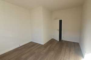 Große Wohnung mit Balkon und Einbauküche am Sonnenberg – Hainstr. 55, 9130 Chemnitz – Vorschaubild 18