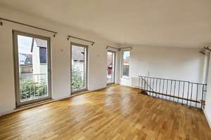 Liebevoll saniertes Einfamilienhaus mit hübschen Innenhof in guter Lage – Die vollständige Adresse der Immobilie erhältst du vom Anbieter., 55126 Finthen, Mainz – Vorschaubild 10