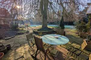 Historische Villa mit großem Grundstück und Hallenbad
Zentrale und ruhige Lage von Rhede – Borken (Kreis) – Vorschaubild 5