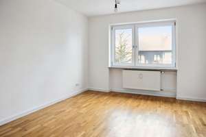 Komplett sanierte Wohnung mit Südloggia – Die vollständige Adresse der Immobilie erhältst du vom Anbieter., 85567 Grafing bei München – Vorschaubild 6