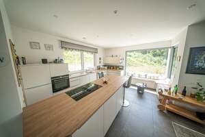 Stilvoll leben in Sundern – modernes Traumhaus mit Garten & Wohlfühlfaktor – Die vollständige Adresse der Immobilie erhältst du vom Anbieter., 59846 Sundern (Sauerland) – Vorschaubild 2