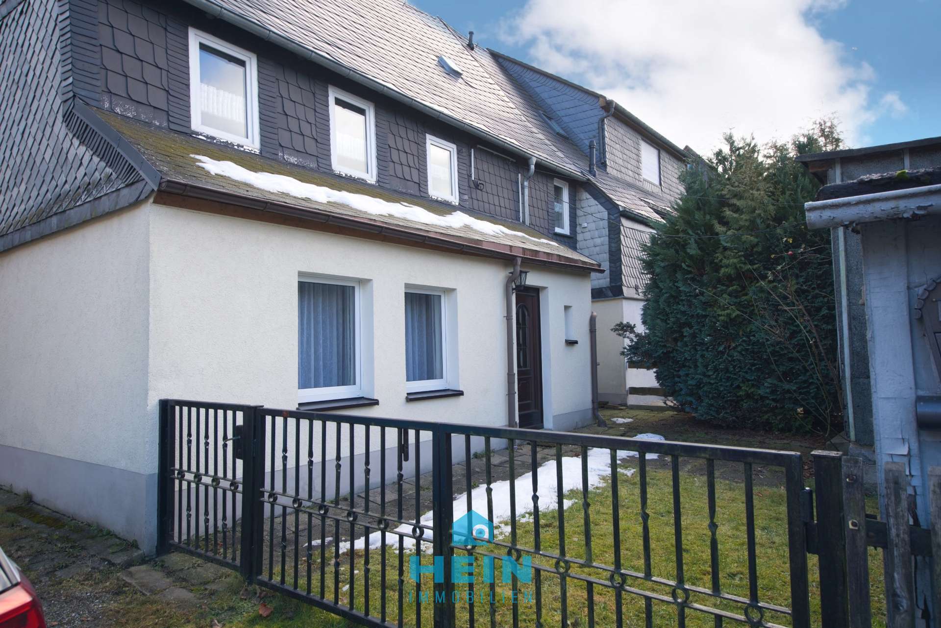 Familienidylle in der Stadt: Haus mit Garten, Stellplatz und viel Gestaltungsspielraum!, Erzgebirgskreis – Bild 2