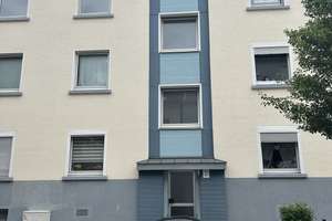 Moderne 3-Raum-Wohnung mit Balkon in Frohnhausen möchte gerne ab Oktober vermietet werden