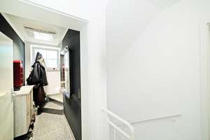 Exkl. 3-Zimmer-DG-Wohnung mit Dachterrasse, 2 Balkonen, Sauna und EBK in Bestlage Waldperlach – Drosselbartstraße 5, 81739 Waldperlach, München – Vorschaubild 26