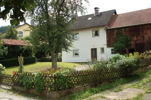 Einfamilienhaus mit Garage in Dietfurt an der Altmühl, Ortsteil Griesstetten