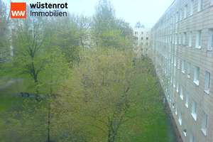 Ruhige 4-Raum-Perle in Leipzig-Schönefeld: Sanierter Wohntraum mit Glas-Loggia & Potenzial – Die vollständige Adresse der Immobilie erhältst du vom Anbieter., 4347 Zentrum, Leipzig – Vorschaubild 3