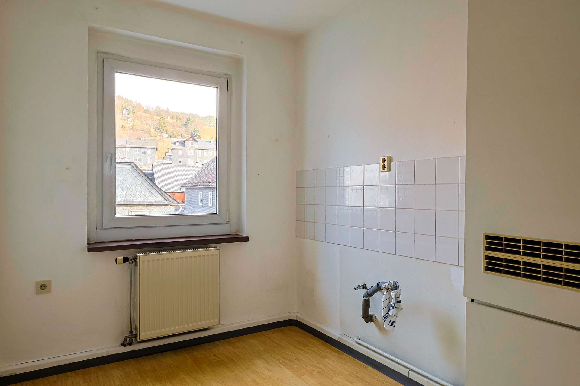 Immobilie in Probstzella - Bezugsfreie 2-Zimmer-Wohnung in zentraler Lage - Bild 1