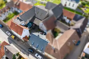 Erwerben + Entwickeln, eventuell getrennt Weiterveräußern! Vermietetes 3-Gebäude-Hof-Ensemble – Gießen (Kreis) – Vorschaubild 1