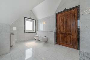 Property thumbnail 36