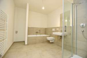 IPANEMA - helle 4 Zimmer mit 2 Bädern, EBK und Parkett – Sydneystraße 30, 22297 Winterhude, Hamburg – Vorschaubild 9