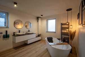 Leben im Grünen, Nähe Hamburg – modernisiertes Haus mit Traumküche, Wellnessbad, Wintergarten & mehr – Die vollständige Adresse der Immobilie erhältst du vom Anbieter., 23863 Kayhude – Vorschaubild 4