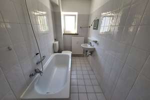 Schöne 1,5-Zimmer-Wohnung mit Wohnküche in Oberhausen zu vermieten – Augustastraße 26, 86154 Oberhausen-Nord, Augsburg – Vorschaubild 3