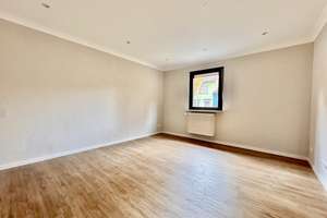 Modernisiertes Einfamilienhaus mit Photovoltaik, E-Ladestation – Die vollständige Adresse der Immobilie erhältst du vom Anbieter., 66333 Völklingen – Vorschaubild 9