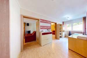** Großzügige 3ZKB Erdgeschosswohnung mit Balkon und Aufzug in City Wohnlage ** – Die vollständige Adresse der Immobilie erhältst du vom Anbieter., 85057 Nordwest, Ingolstadt – Vorschaubild 8
