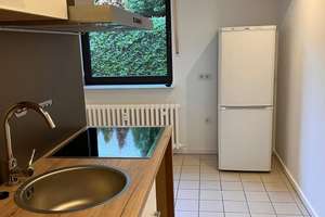 Helle Souterrain-Wohnung, modernes Duschbad, moderne Einbauküche  – Landauer Weg 7, 40227 Oberbilk, Düsseldorf – Vorschaubild 5