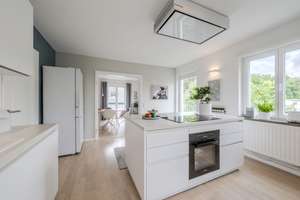 Historischer Charme trifft moderne Technik – umfassend saniertes Zweifamilienhaus – Die vollständige Adresse der Immobilie erhältst du vom Anbieter., 70195 Botnang-Süd, Stuttgart – Vorschaubild 6