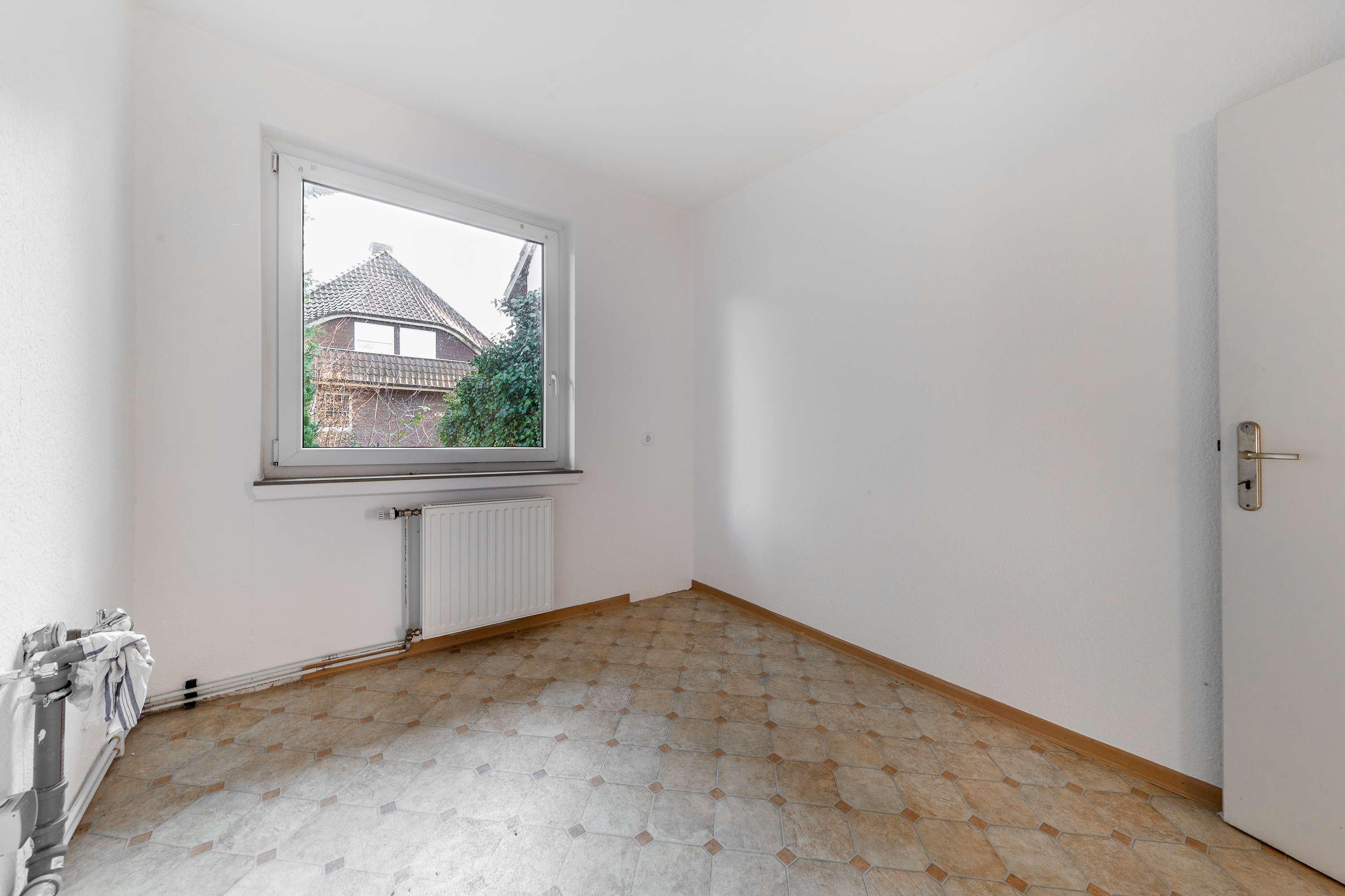 Immobilie in Estorf - Zwei Familien, ein Zuhause: Großes Grundstück, unendliche Möglichkeiten - Bild 0