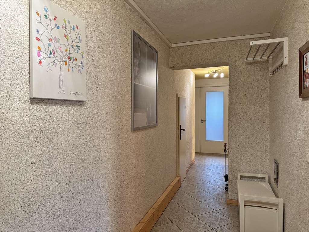 Immobilie in Dierhagen - großzügige Wohneinheit über 2 Etagen mit Kamin und Gartenanteil - Ihr Wohnstandort an der Ostsee - Bild 1