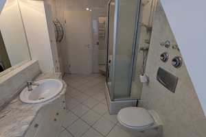 Hochwertige Dachgeschosswohnung in München-Trudering zur Untervermietung  – München – Vorschaubild 14