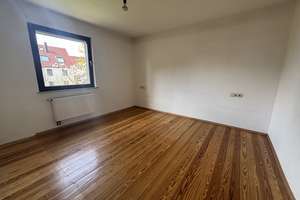 Großzügige Doppelhaushälfte mit Garten, Ruhe und viel Raum für die Familie – Die vollständige Adresse der Immobilie erhältst du vom Anbieter., 70327 Luginsland, Stuttgart – Vorschaubild 8