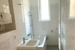 Hochwertig renovierte 3-Zimmer-Altbauwohnung mit Balkon und Gartenmitbenutzung – Altstadtring 3, 38118 Westliches Ringgebiet, Braunschweig – Vorschaubild 7