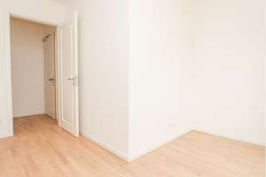 Wunderschöne 3-Zimmer Wohnung mit Balkon im Regensburger Stadtviertel Dörnberg – Die vollständige Adresse der Immobilie erhältst du vom Anbieter., 93047 Westenviertel, Regensburg – Vorschaubild 8