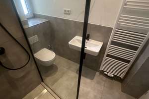 Traumhafte kernsanierte 3-Zimmer Altbauwohnung im beliebten Medienhafen – Gladbacher Straße 60, 40219 Unterbilk, Düsseldorf – Vorschaubild 11