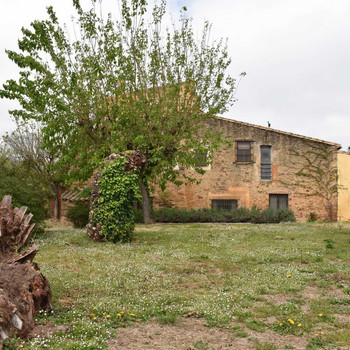 PERATALLADA Exklusives, im ursprünglichen Stil restauriertes Bauernhaus aus dem 18. Jahrhundert im H