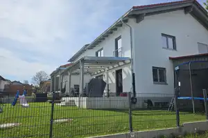 Günstige, neuwertige 5-Raum-Doppelhaushälfte mit gehobener Innenausstattung in Buch am Erlbach – Steinbergfeld 27, 84172 Landshut (Kreis) – Vorschaubild 3