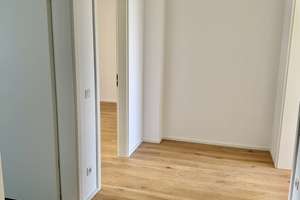 ***TOP-Kapitalanlage - 2 ZKB Galeriewohnung - Balkon mit Ausblick*** – Die vollständige Adresse der Immobilie erhältst du vom Anbieter., 93053 Oberisling-Graß, Regensburg – Vorschaubild 2