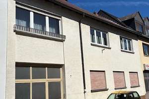 Von Privat: Großzügiges 2-Familienhaus mit großem Grundstück und 234 m² Wohnfläche 