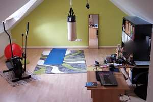 Viel Platz in Egling: 4-Zimmer-Dachgeschosswohnung mit Balkon und großer Dachterrasse – Die vollständige Adresse der Immobilie erhältst du vom Anbieter., 86492 Egling an der Paar – Vorschaubild 3