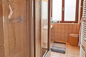 Property thumbnail 25